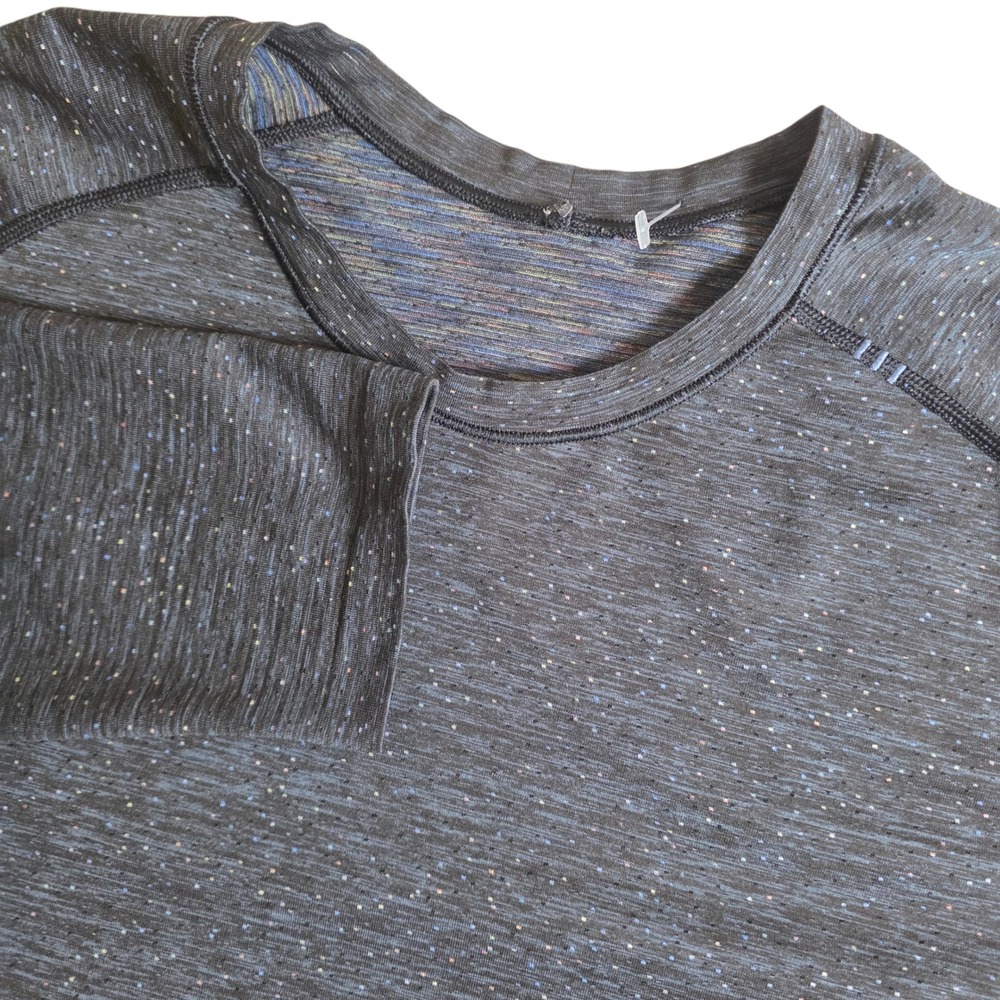 Lululemon Metal Vent Tech Long Sleeve Mens XXL Black Speckled Live In Practice